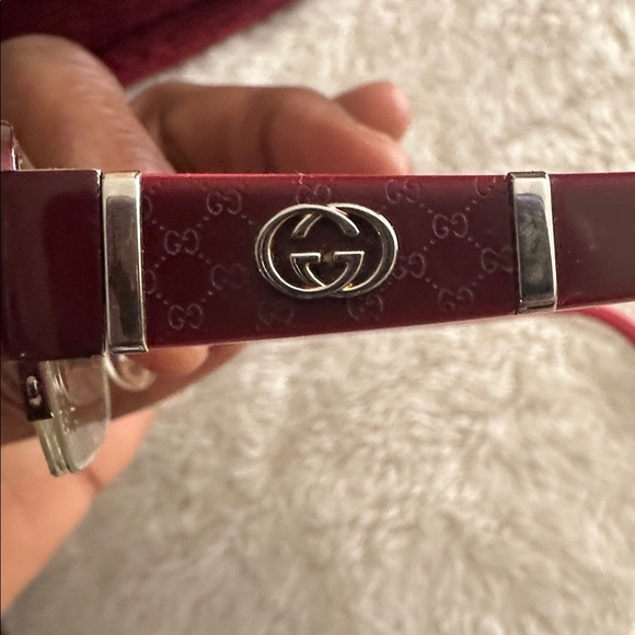 Gucci Glasses - Picture 6 of 7